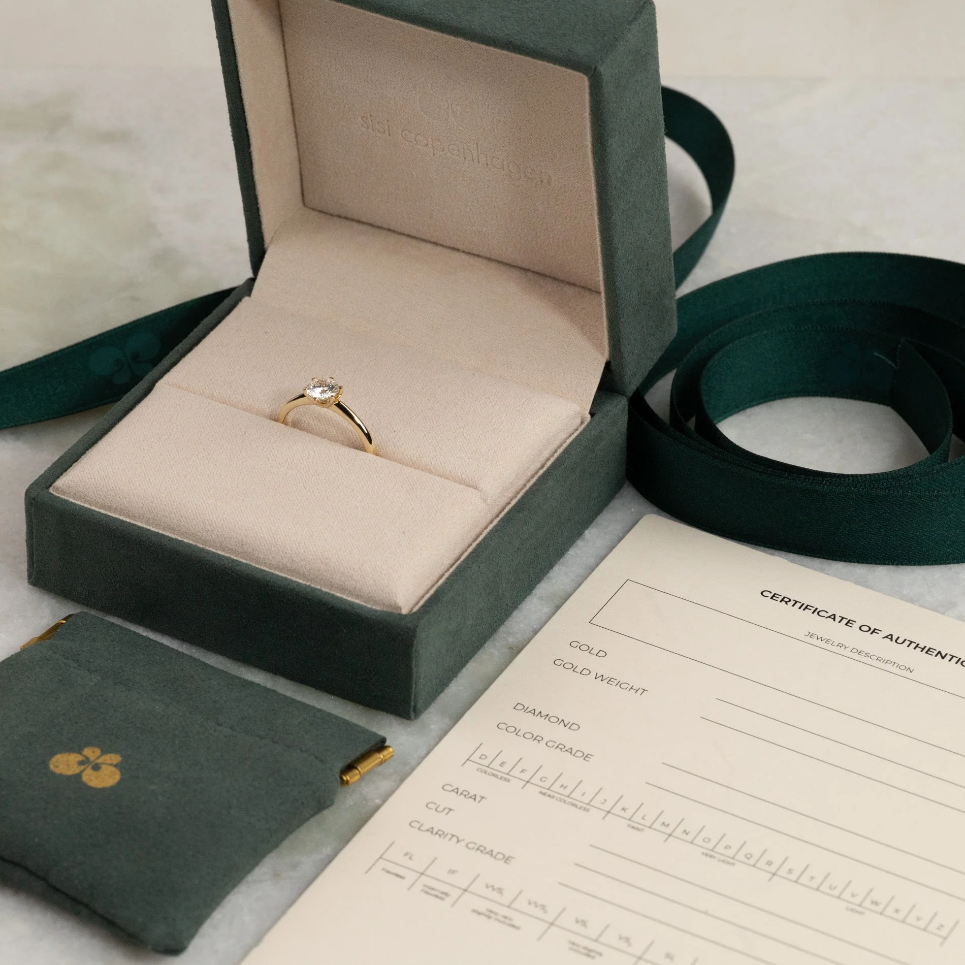 CLASSIC SOLITAIRE 6-PRONG LAB-DIAMOND RING - 0.75ct - YG - Image 8