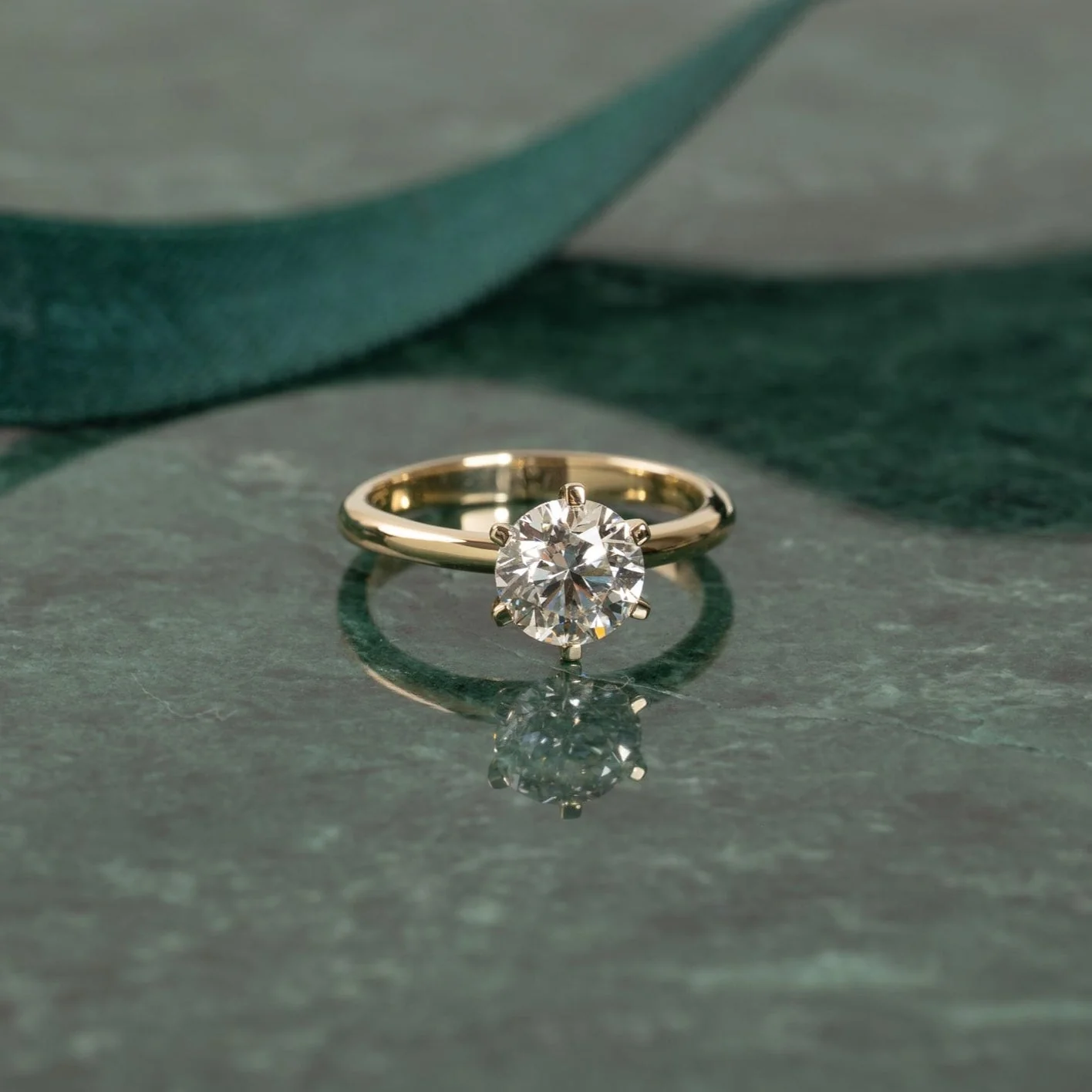CLASSIC SOLITAIRE 6-PRONG DIAMOND RING - Image 2