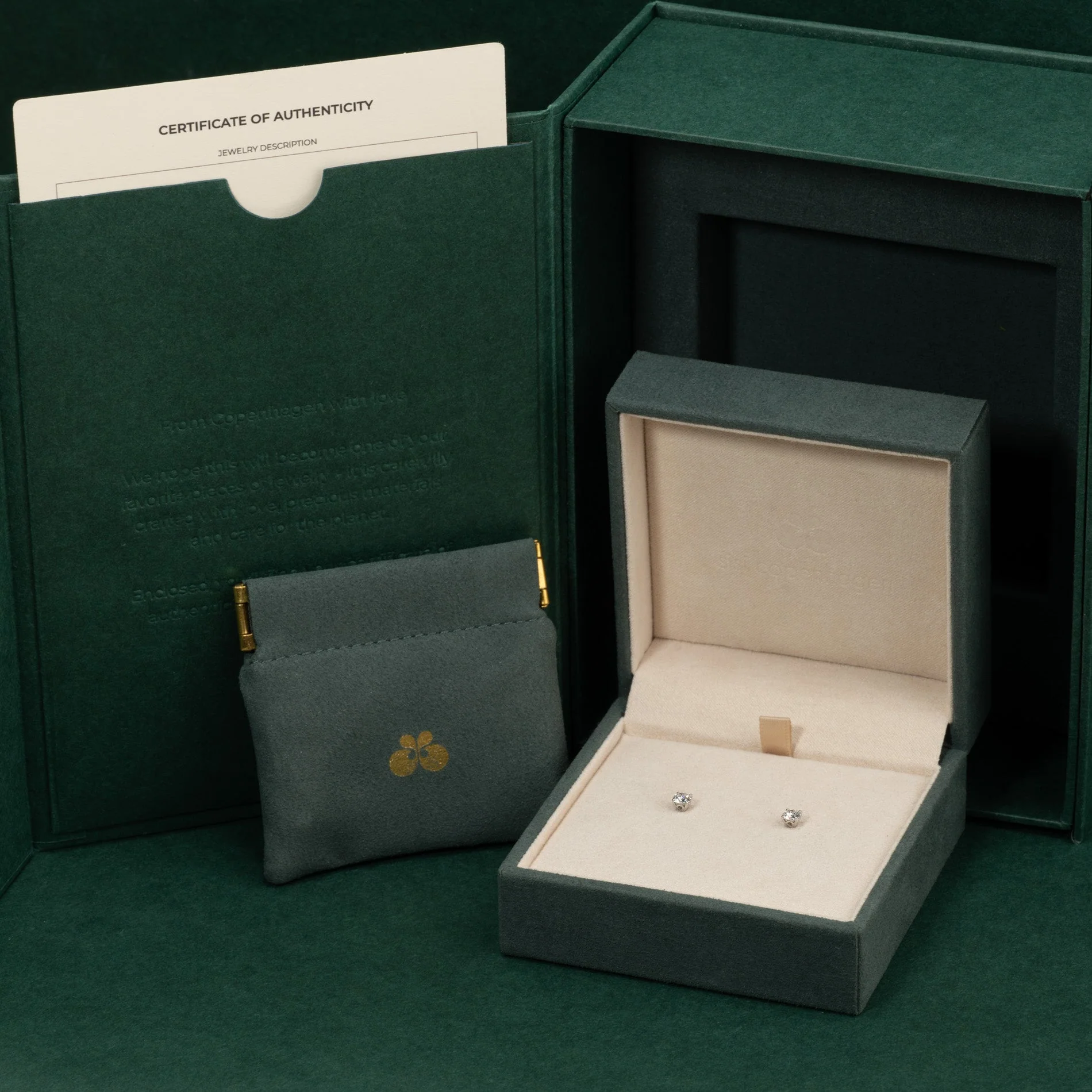CLASSIC SOLITAIRE LAB-DIAMOND STUD EARRING - 0.5ct - WG - Image 12