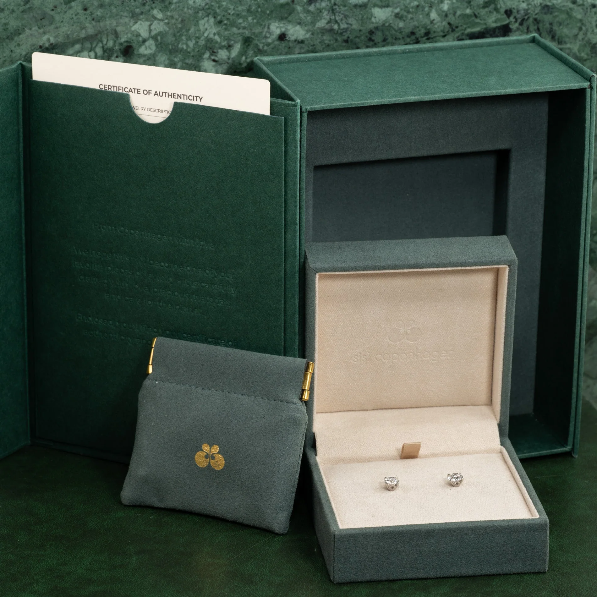 CLASSIC SOLITAIRE LAB-DIAMOND STUD EARRING - 1.5ct - WG - Image 16