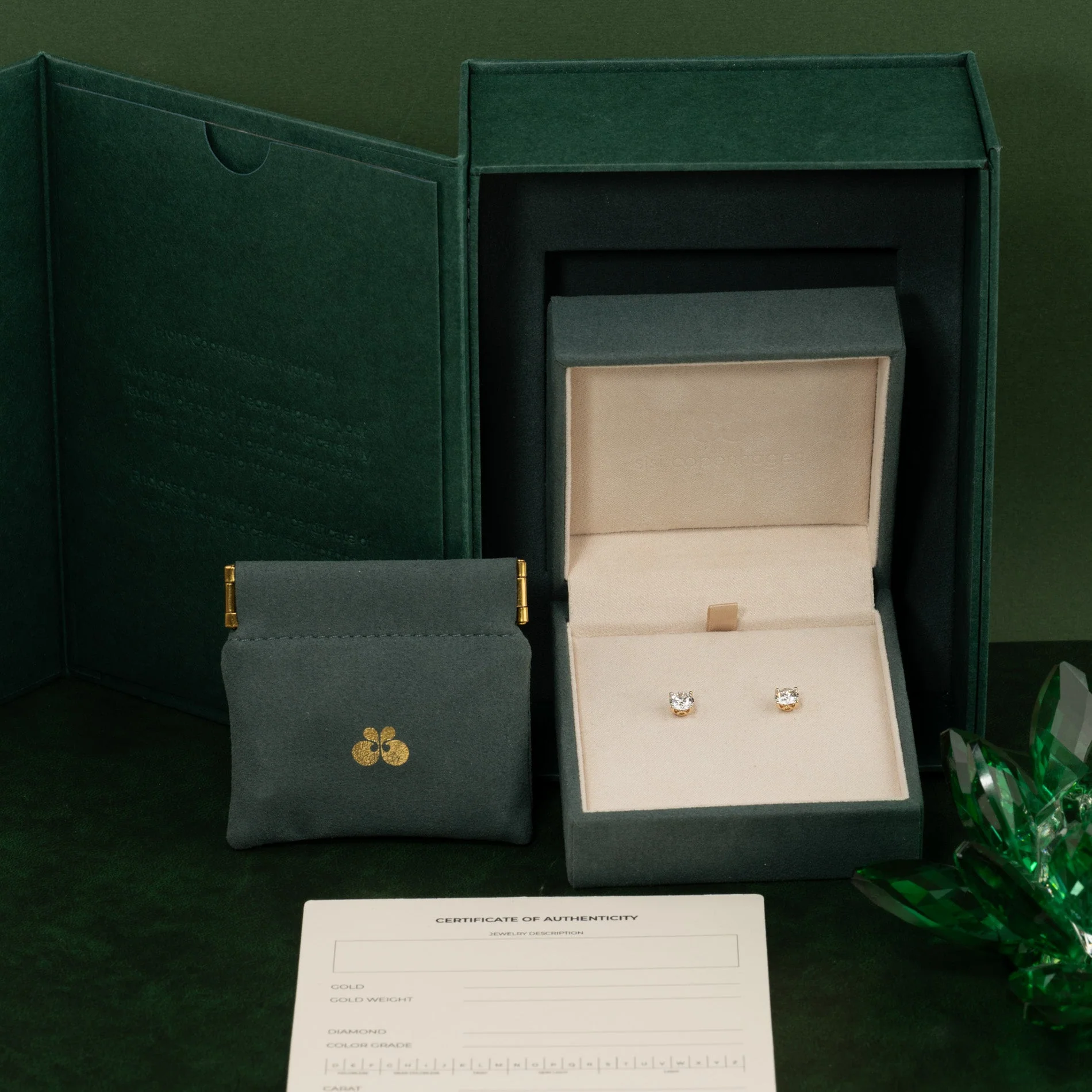 CLASSIC SOLITAIRE LAB-DIAMOND STUD EARRING - 1.5ct - YG - Image 15