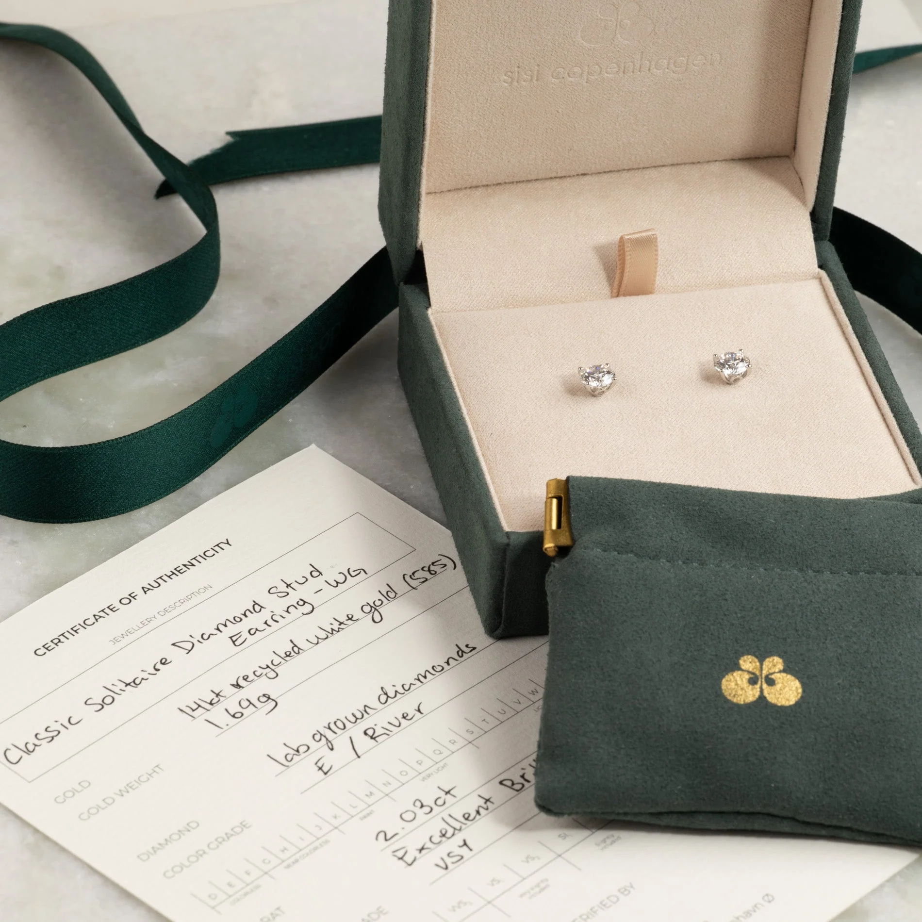 CLASSIC SOLITAIRE LAB-DIAMOND STUD EARRING - 2.0ct - WG - Image 4