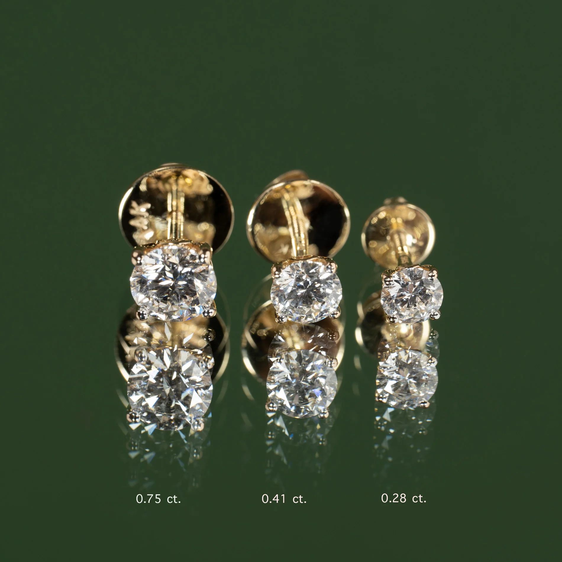 CLASSIC SOLITAIRE DIAMOND STUD EARRING - Image 6