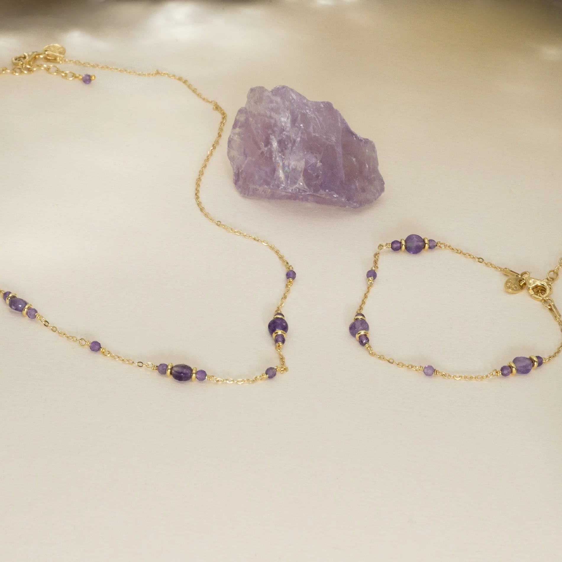 CORDELIA PURPLE AMETHYST GOLDEN NECKLACE - Image 9