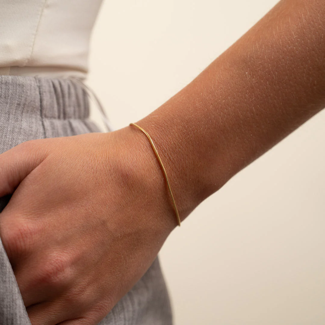 CORNELIA GOLDEN BRACELET - Image 3