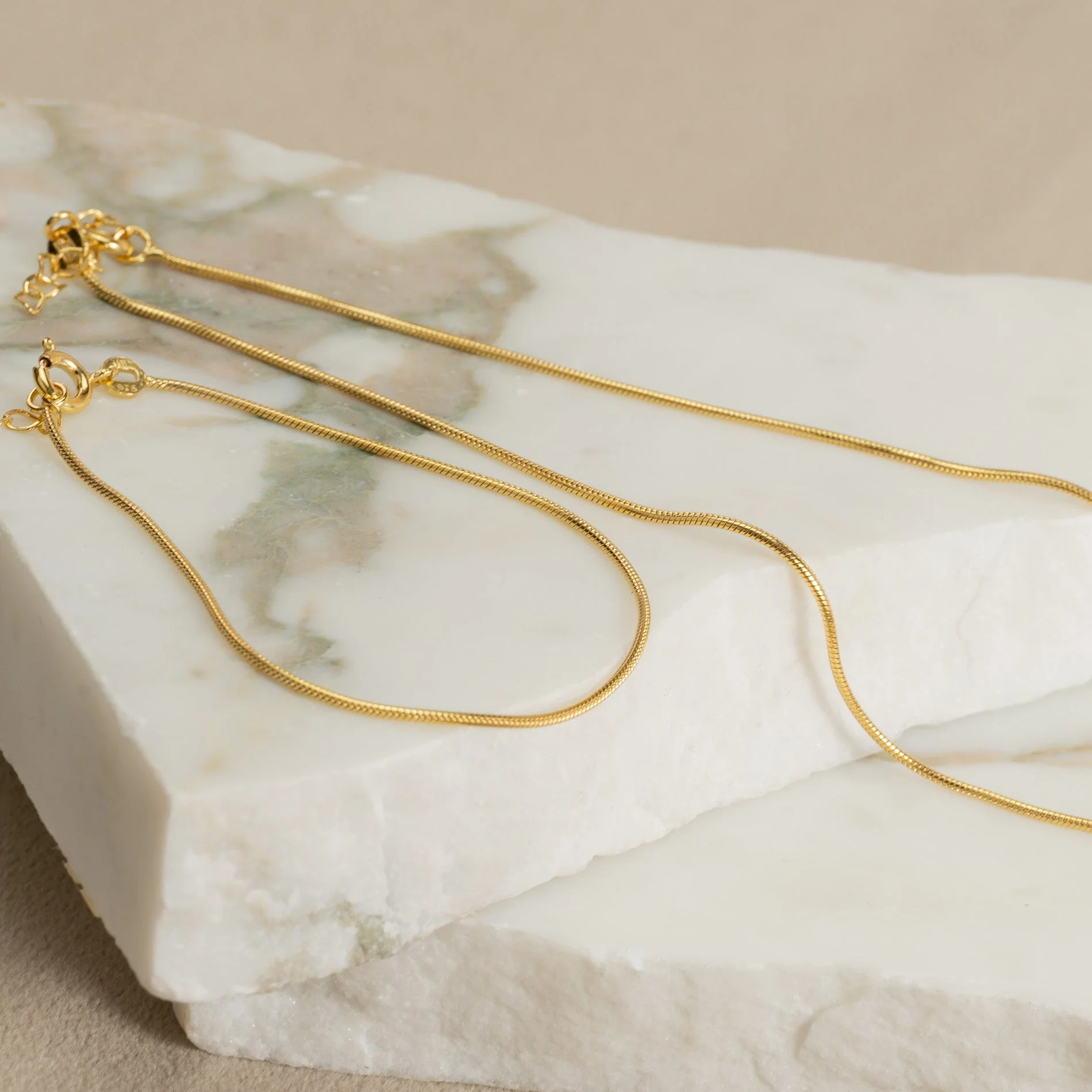 CORNELIA GOLDEN CHAIN - Image 8