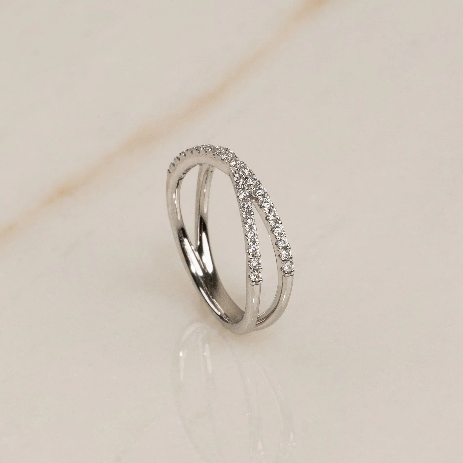 CROSS DIAMOND ALLIANCE RING - 0.25ct - Image 3
