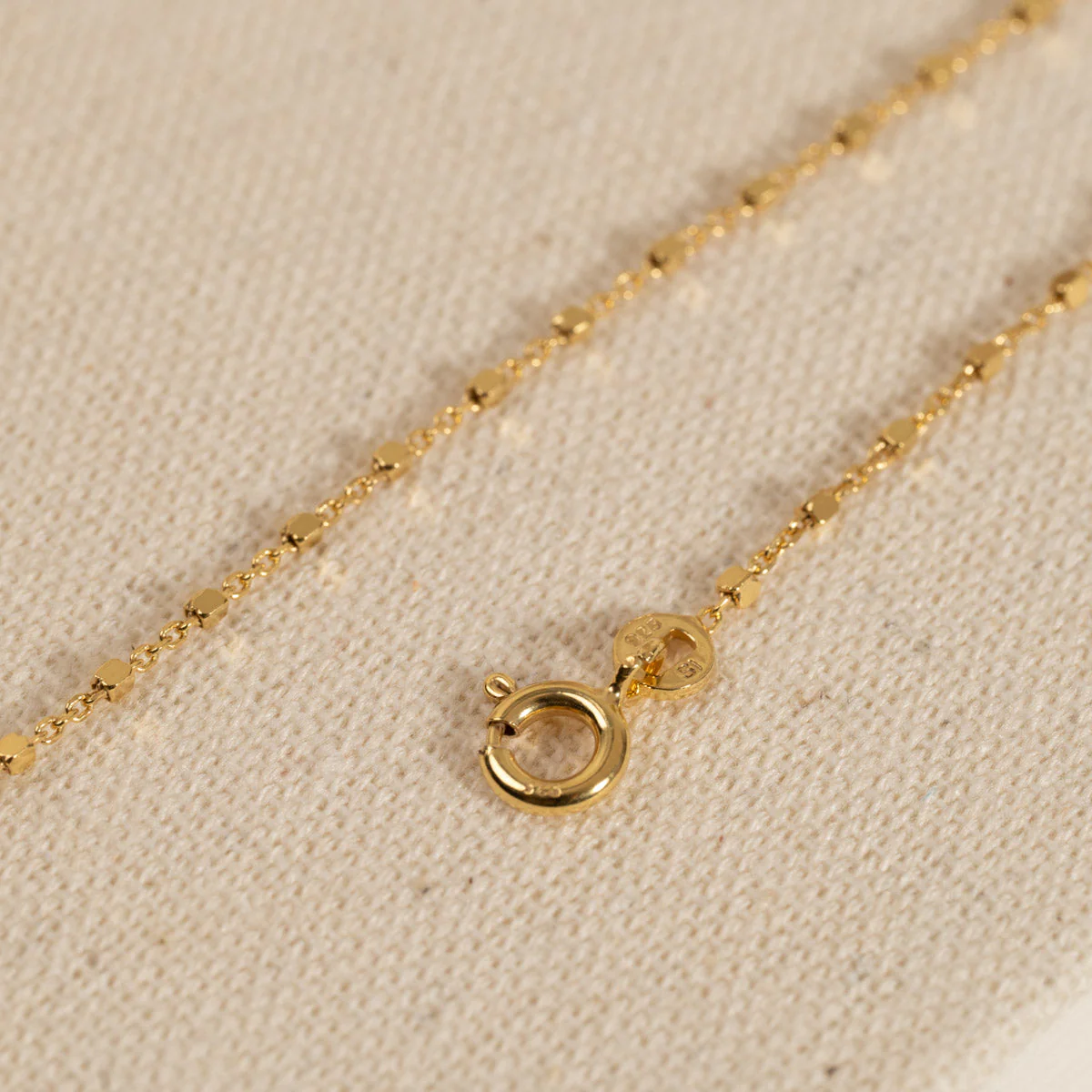 DELTA GOLDEN CHAIN - Image 4