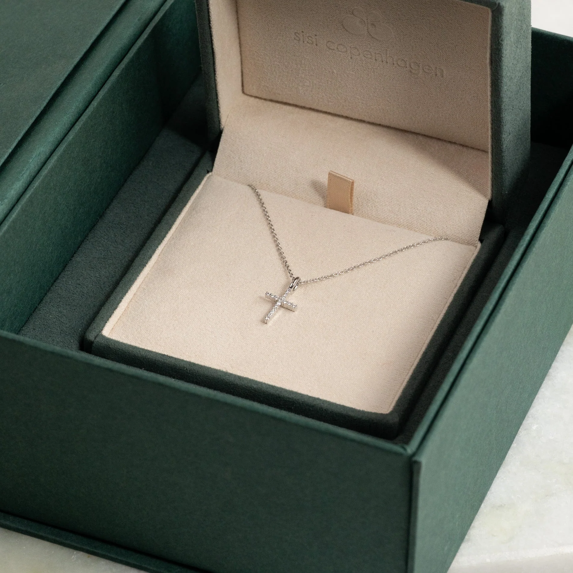LAB-DIAMOND CROSS PENDANT- 0.08ct - WG - Image 6