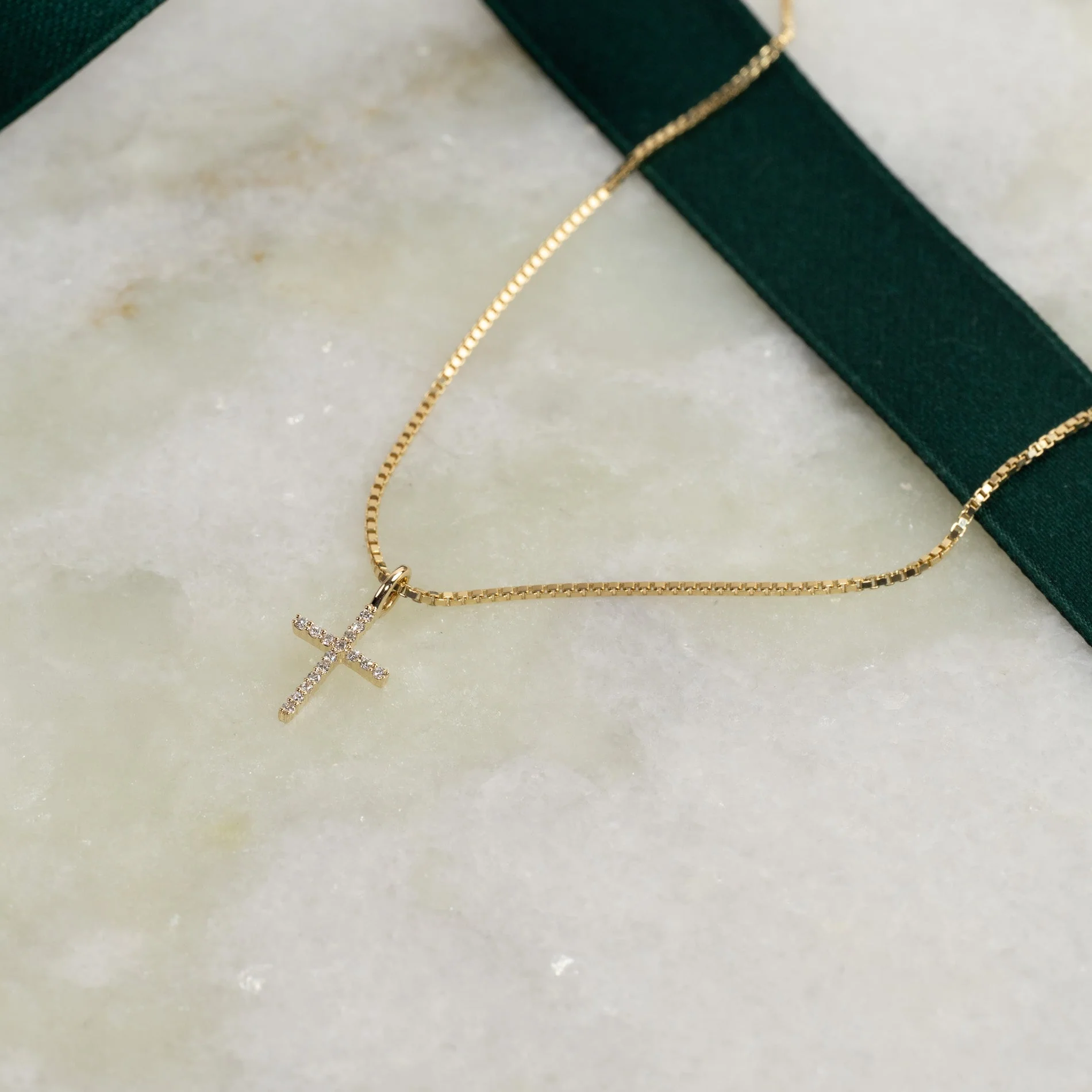 LAB-DIAMOND CROSS PENDANT- 0.08ct - YG - Image 3