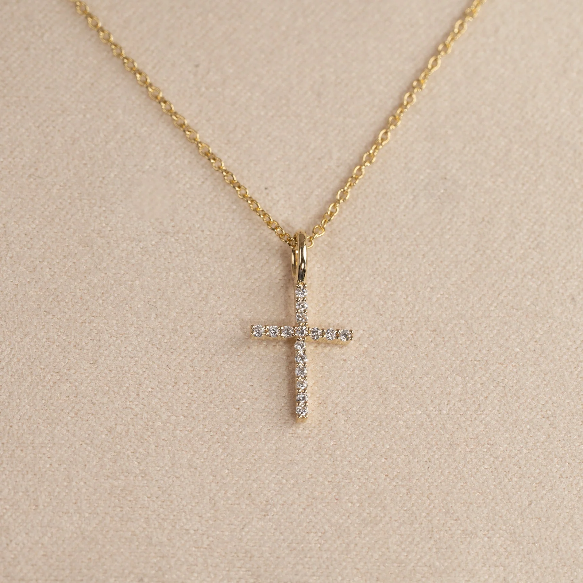 LAB-DIAMOND CROSS PENDANT- 0.08ct - YG - Image 4