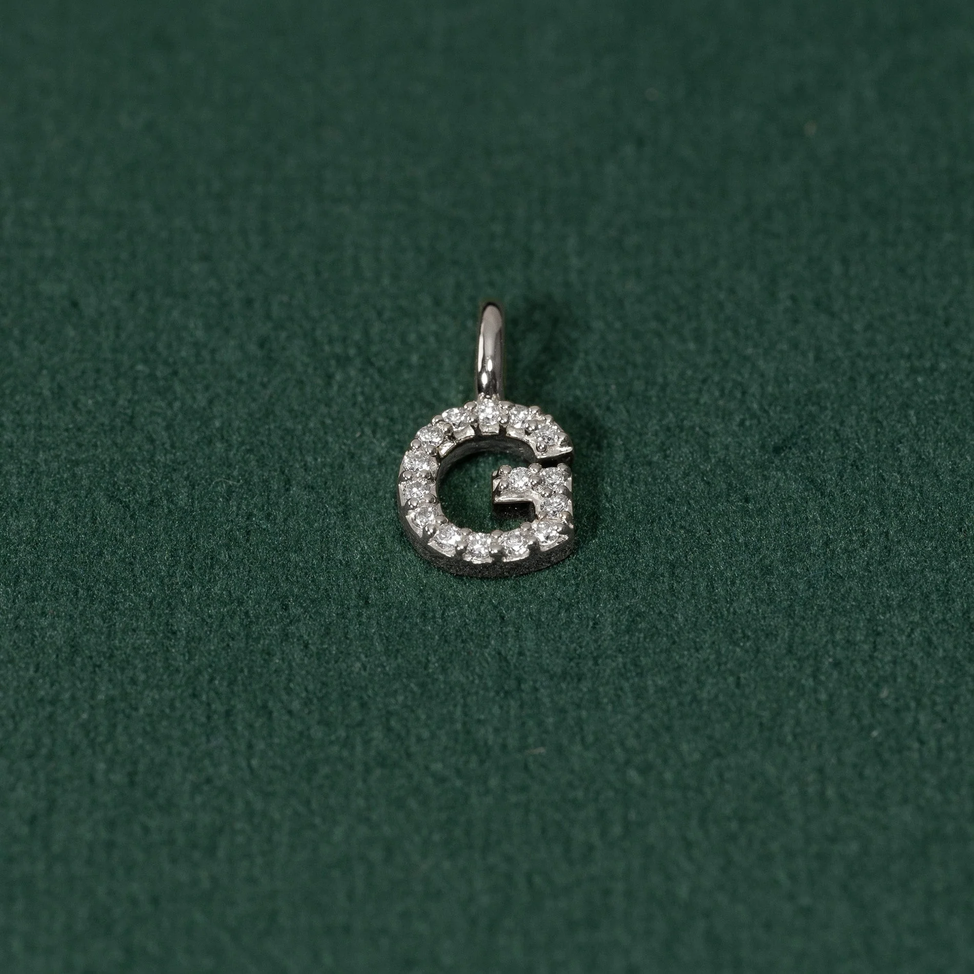 LAB-DIAMOND LETTER PENDANT - 0.1ct - WG - Image 14