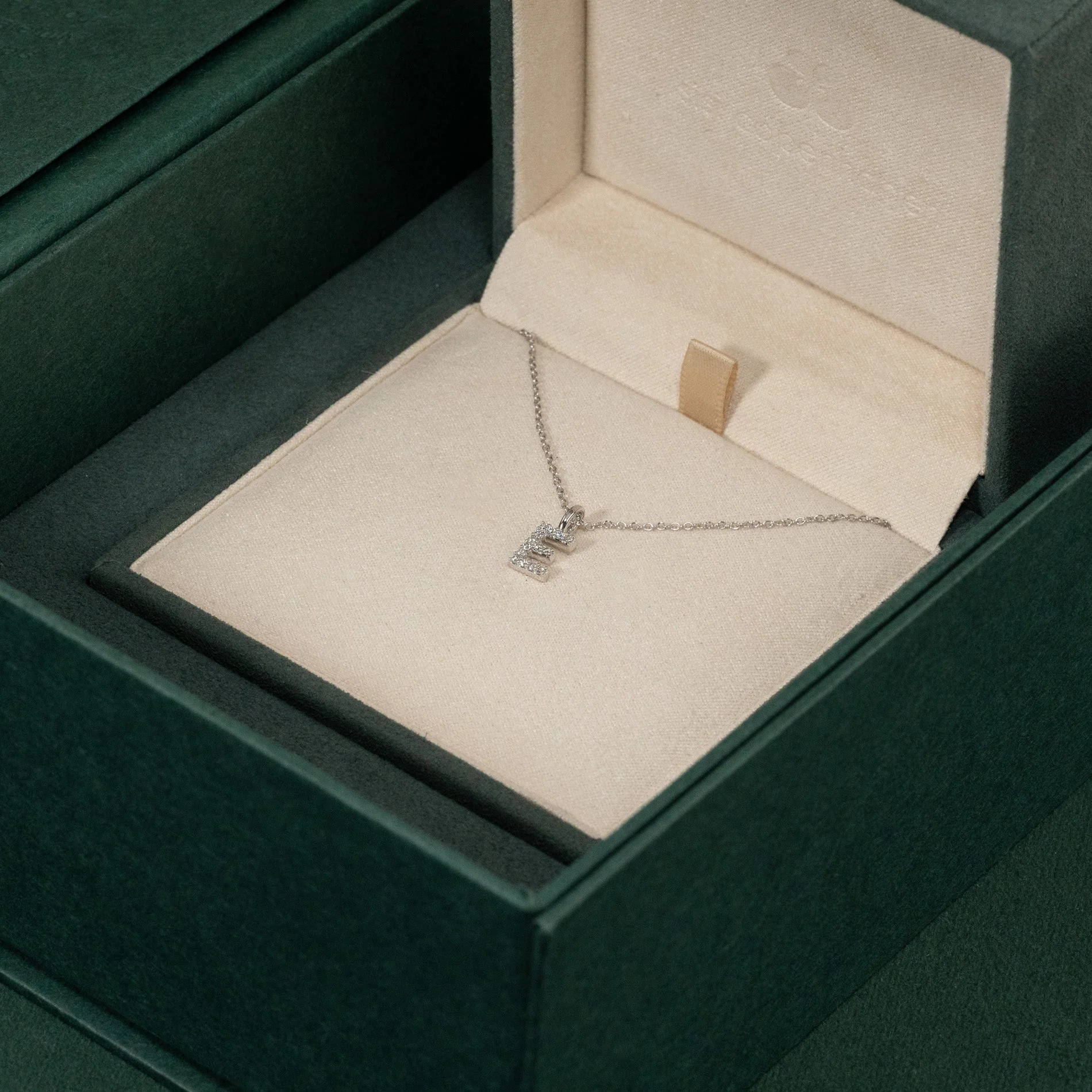 LAB-DIAMOND LETTER PENDANT - 0.1ct - WG - Image 6