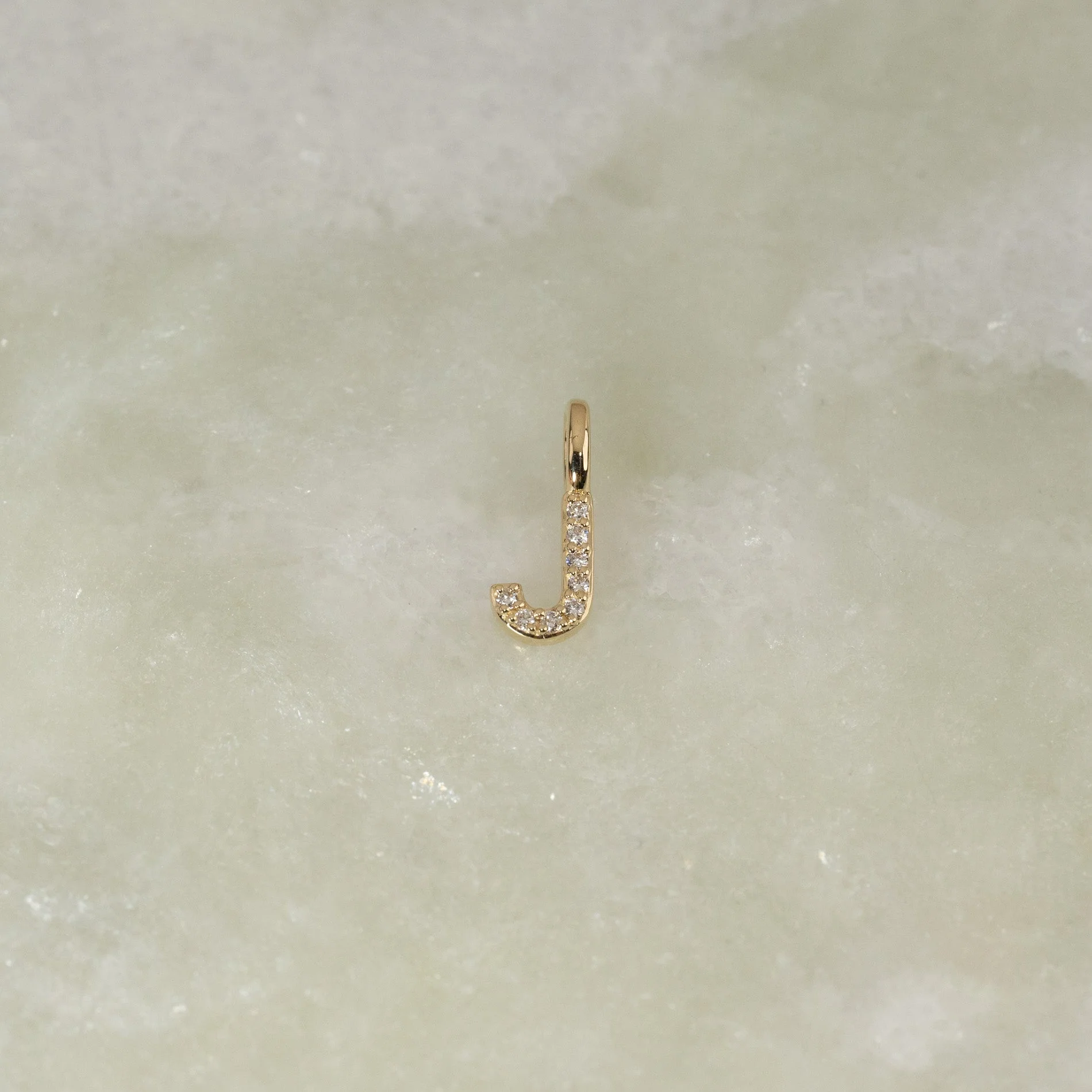 LAB-DIAMOND LETTER PENDANT - 0.1ct - YG - Image 17