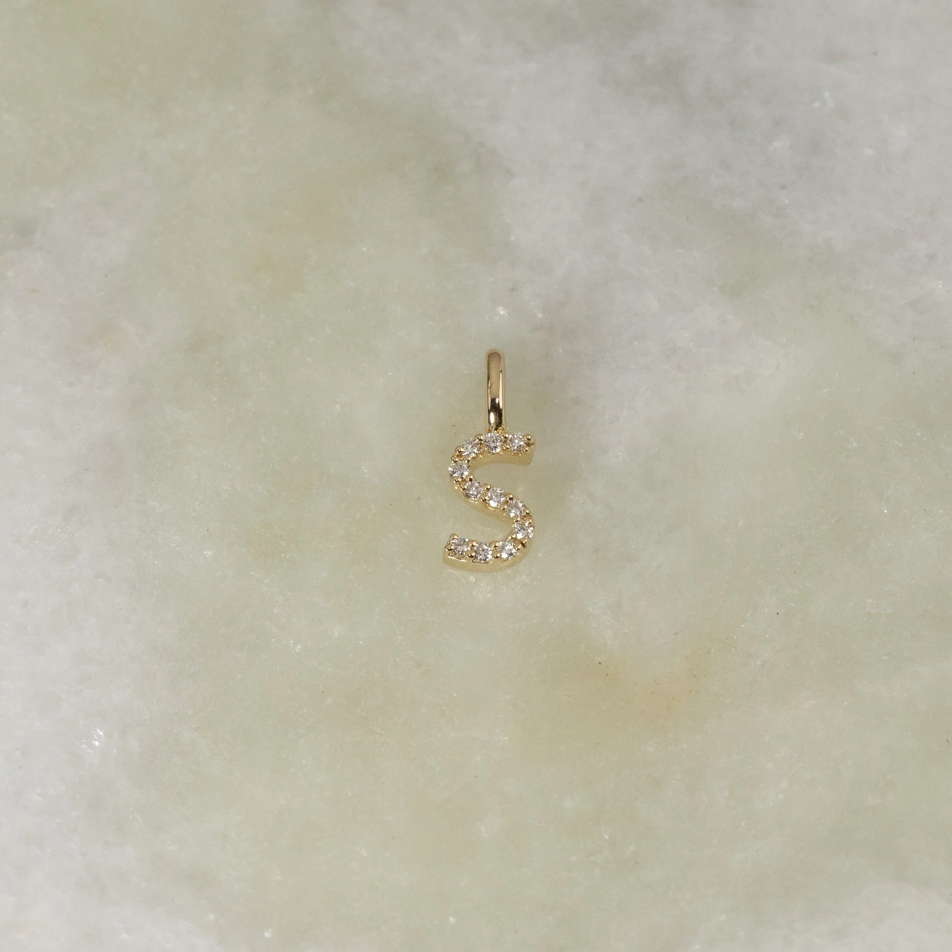 LAB-DIAMOND LETTER PENDANT - 0.1ct - YG - Image 25