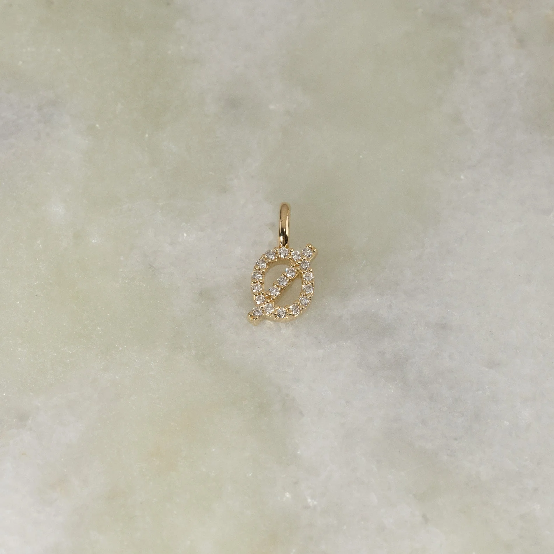 LAB-DIAMOND LETTER PENDANT - 0.1ct - YG - Image 29