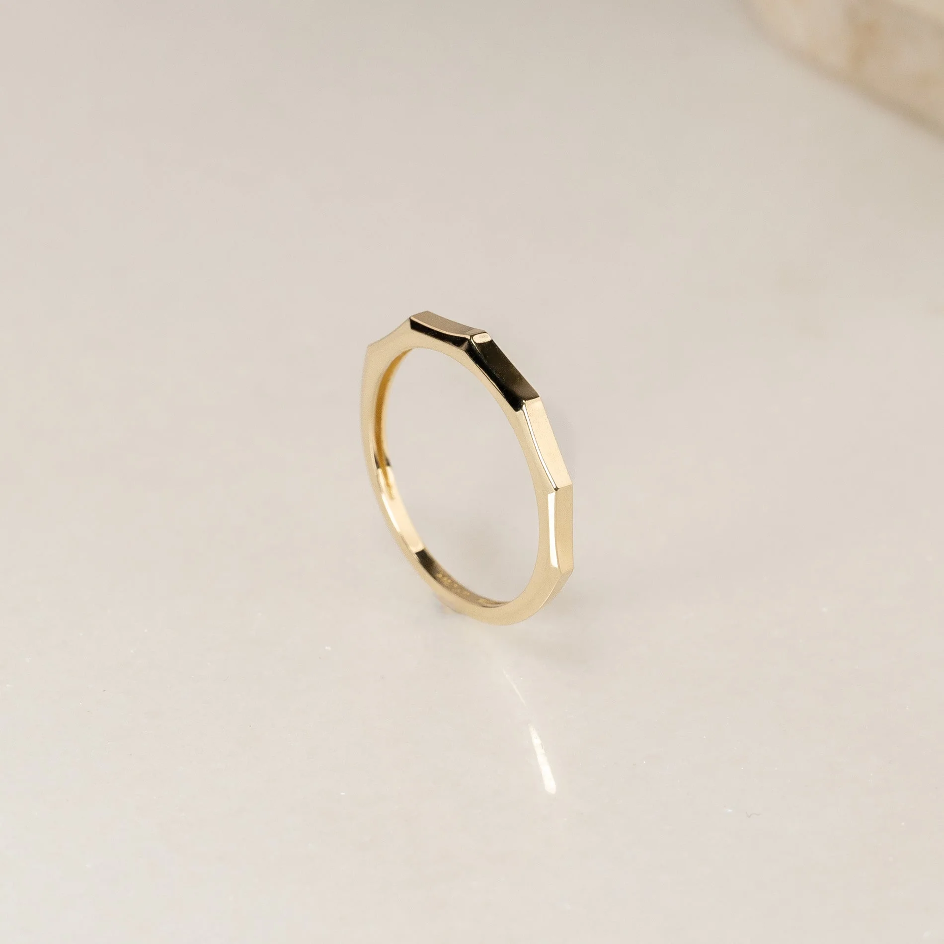 DIANA SOLID GOLD RING - Image 8
