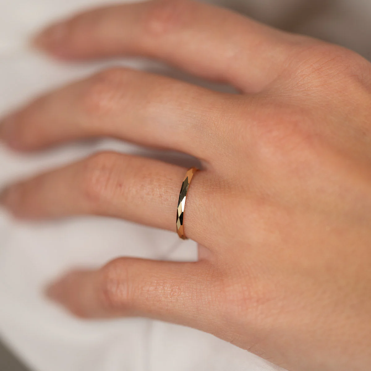 DIMONA SOLID GOLD RING - Image 4