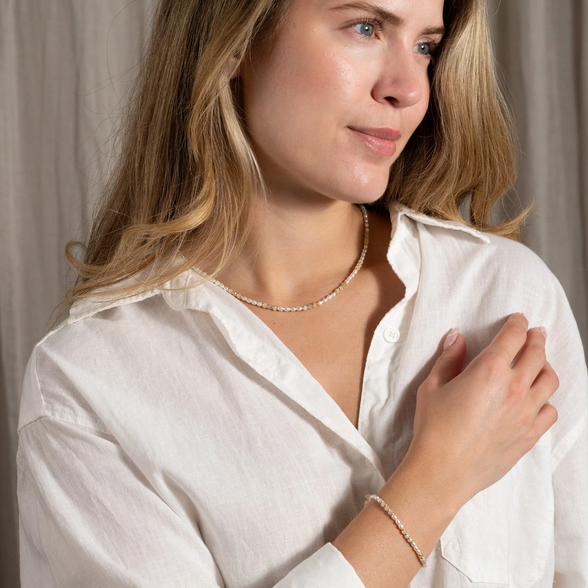 DORA MORGANITE PEARL GOLDEN BRACELET - Image 7