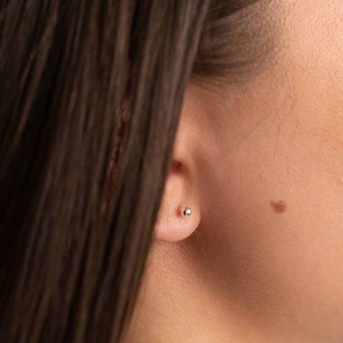 DOT SILVER EARRING - Image 2