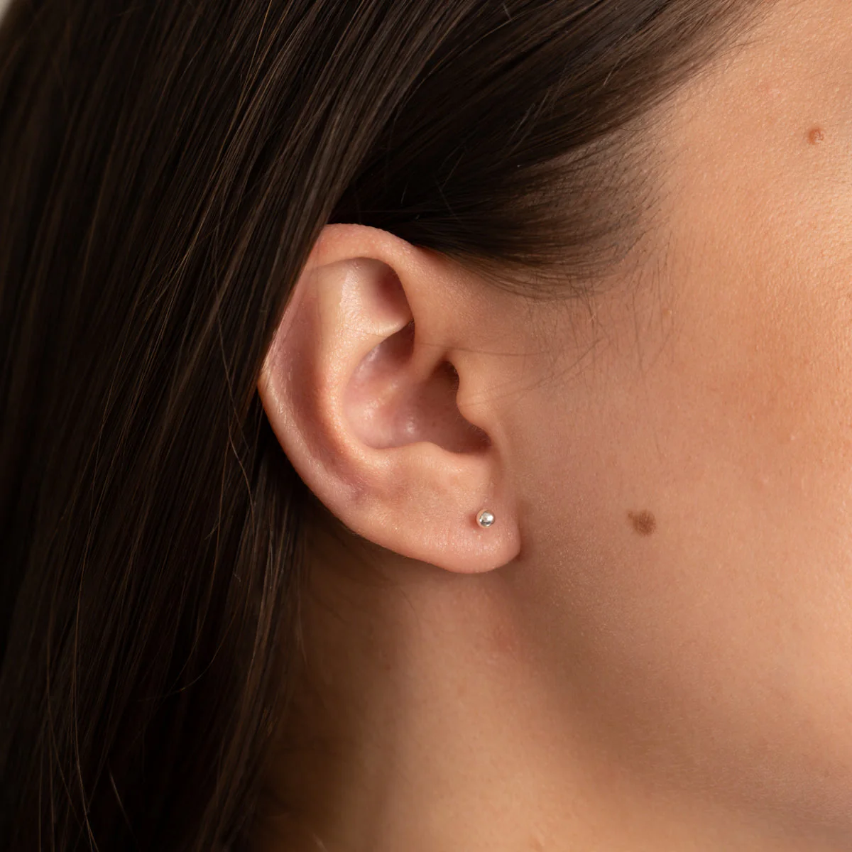 DOT SILVER EARRING - Image 4