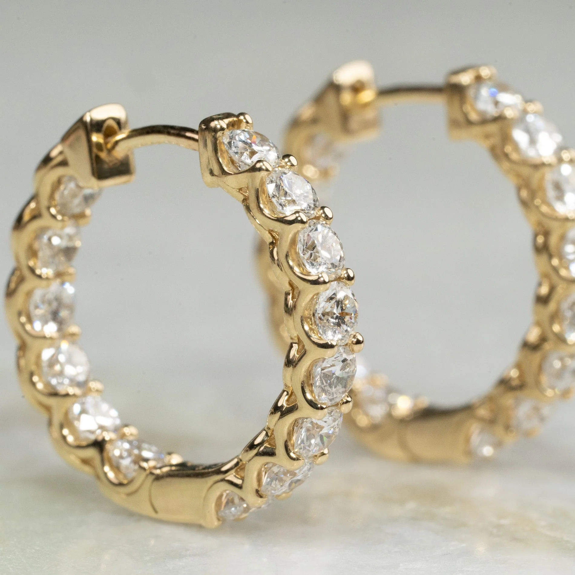 DOUBLE SET SHARED PRONG LAB-DIAMOND CREOL EARRING - 2.8ct - YG - Image 3