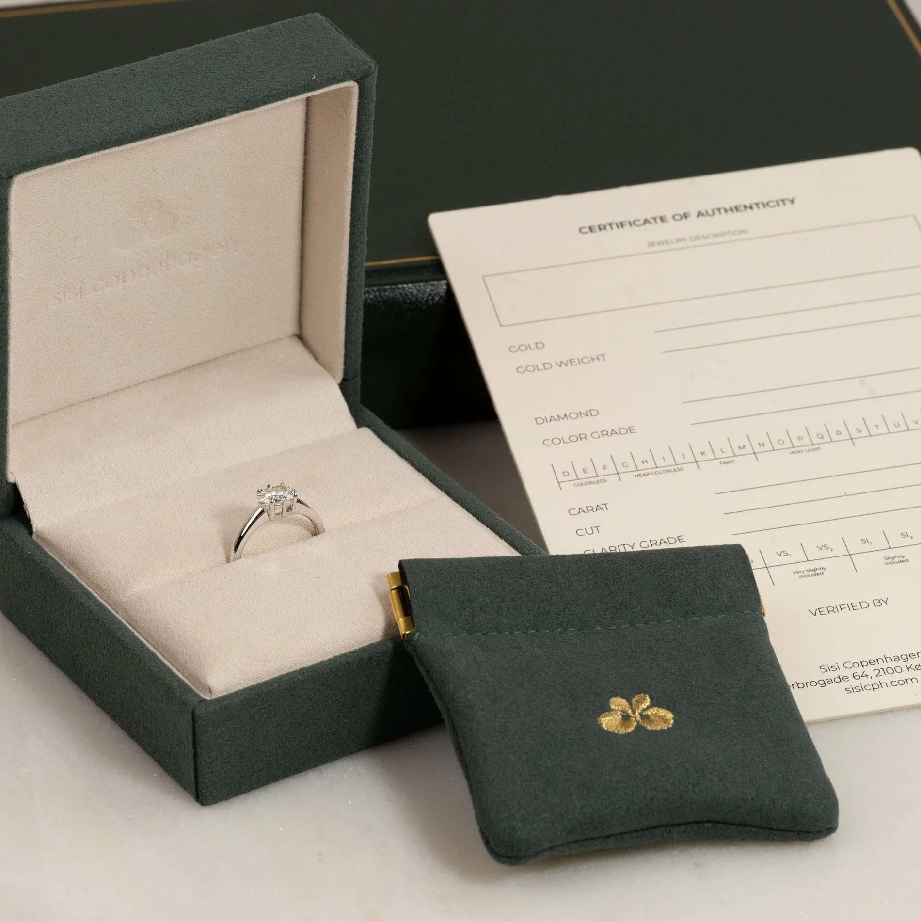EAST TO WEST OVAL-CUT SOLITAIRE LAB-DIAMOND RING - 1.0ct - WG - Image 4