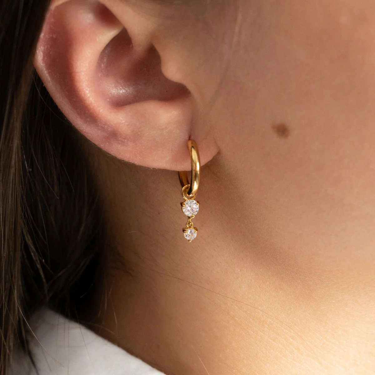 ELENOR CRYSTAL GOLDEN EARRING - Image 2