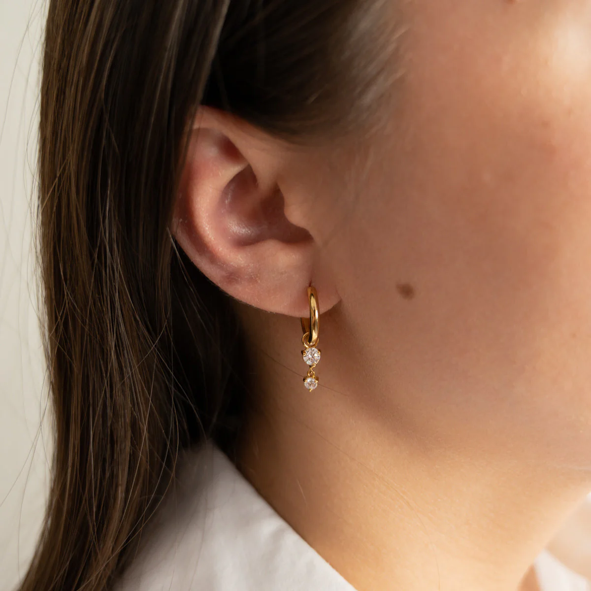 ELENOR CRYSTAL GOLDEN EARRING - Image 4