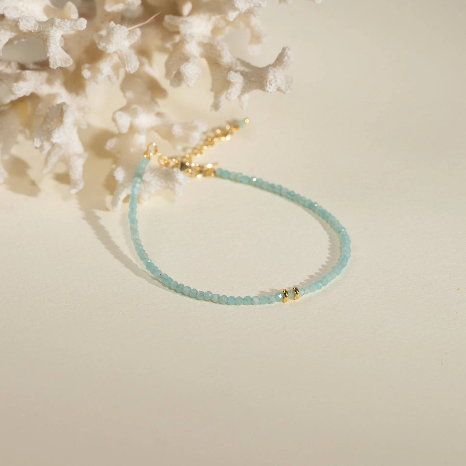 ELIANA BLUE AMAZONITE GOLDEN BRACELET