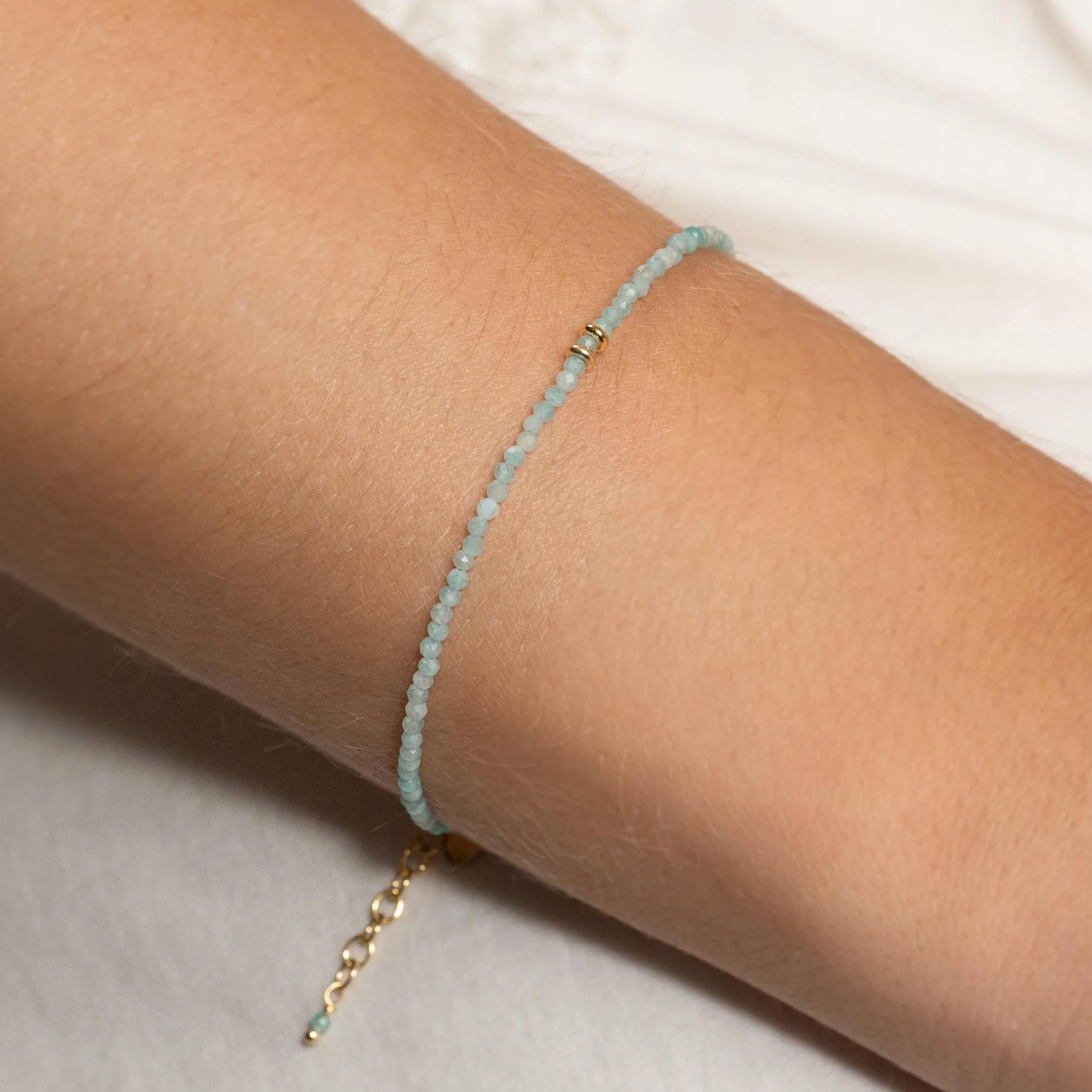 ELIANA BLUE AMAZONITE GOLDEN BRACELET - Image 2