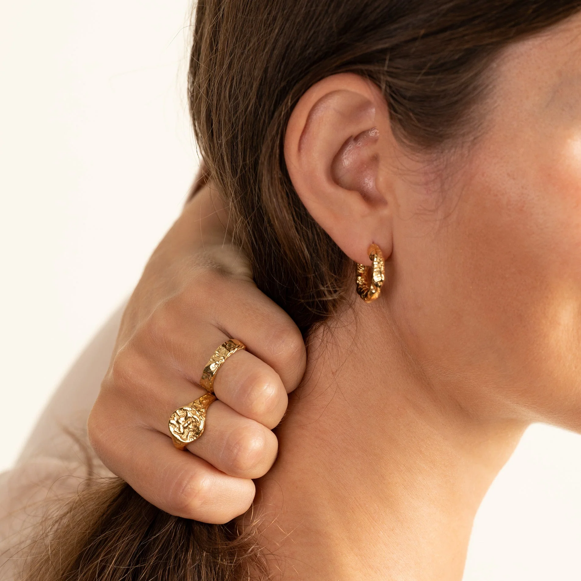 ELMA MEDIUM GOLDEN RING - Image 6