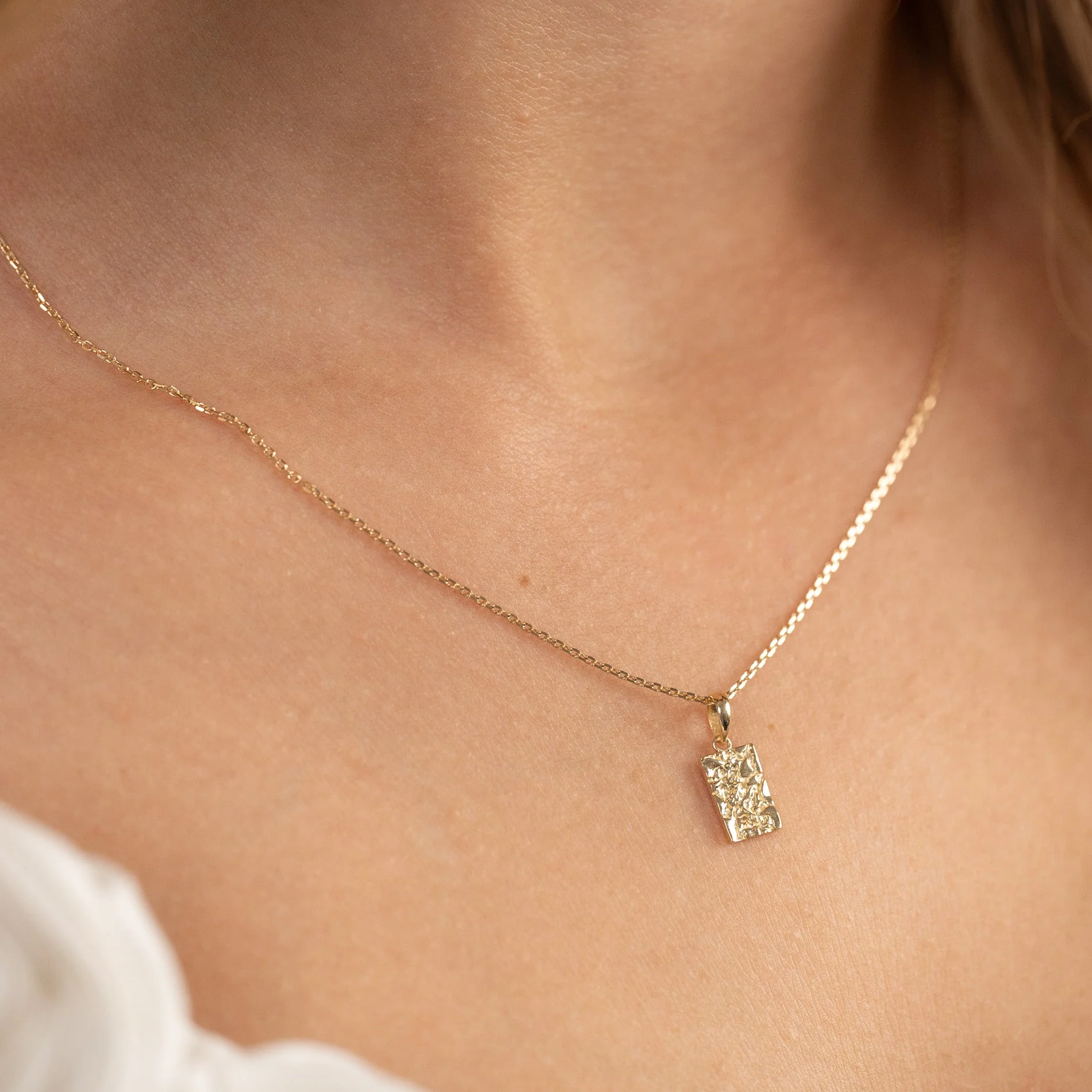 ELMIRA SOLID GOLD PENDANT - Image 3
