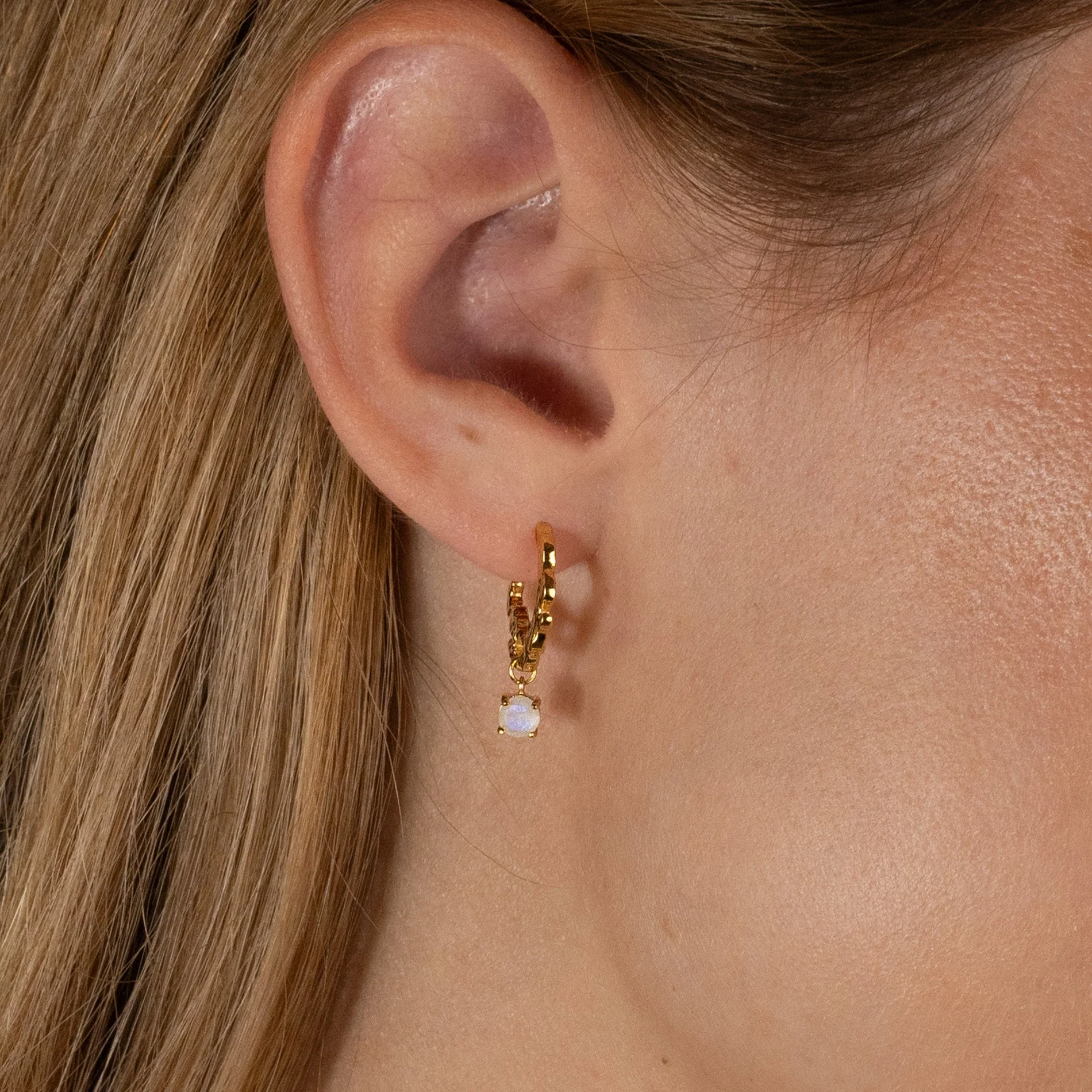 EMILIA MOONSTONE GOLDEN CREOL EARRING - Image 4