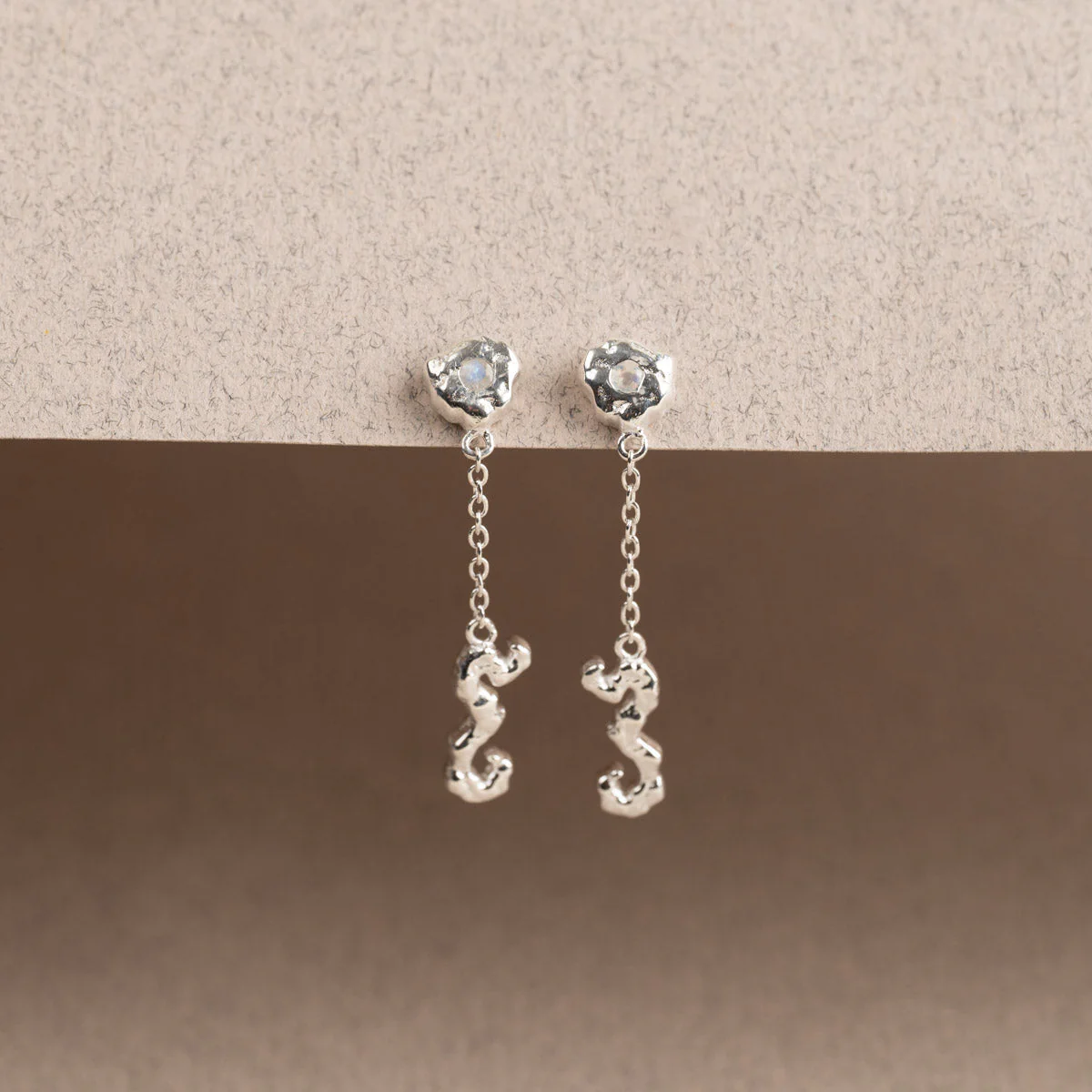 EMILIA MOONSTONE SILVER EARRING - Image 2