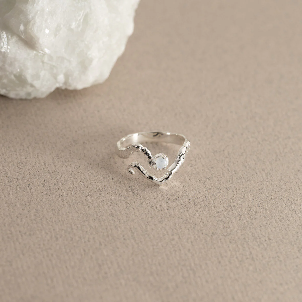 EMILIA MOONSTONE SILVER RING - Image 3