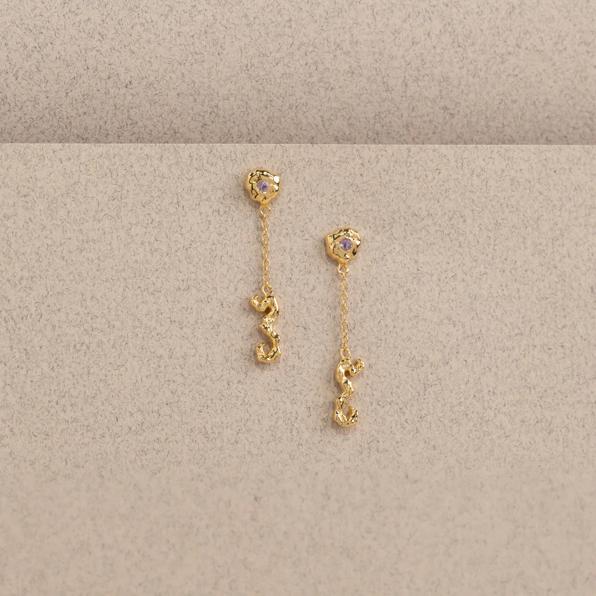 EMILIA PURPLE AMETHYST GOLDEN EARRING - Image 2