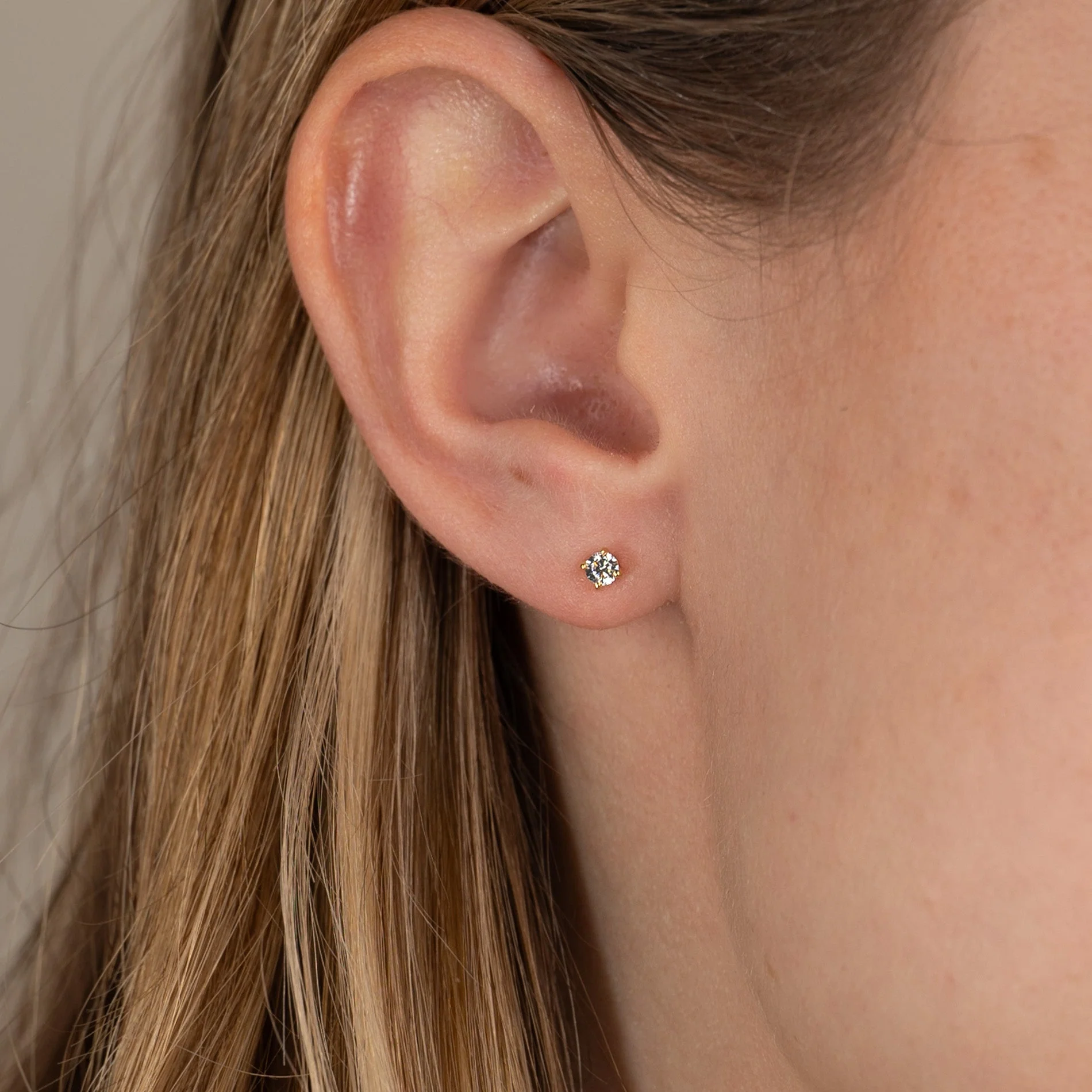 ENA GOLDEN EARRING - 3mm - Image 2