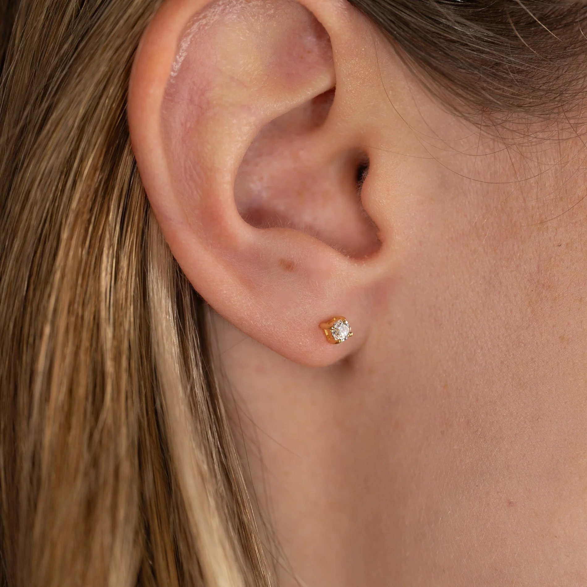 ENA GOLDEN EARRING - 3mm - Image 4