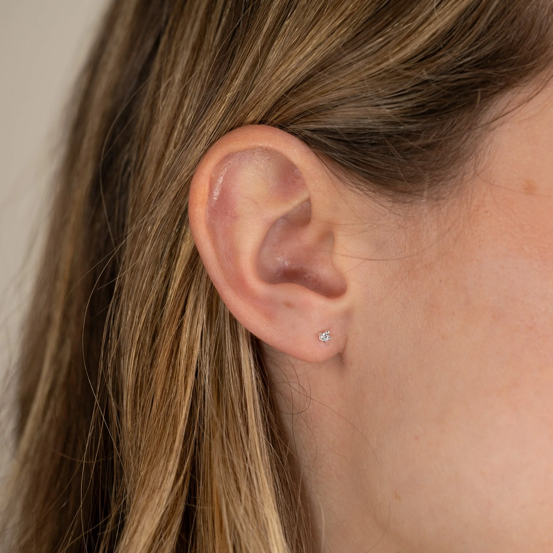 ENA SILVER EARRING - 2mm - Image 4