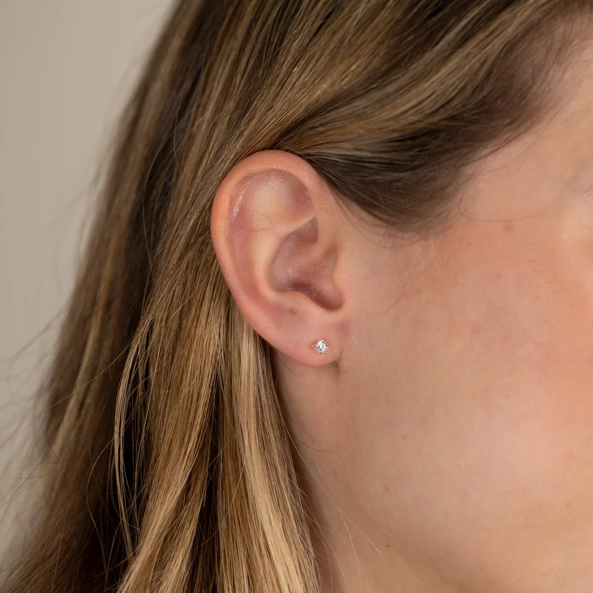 ENA SILVER EARRING - 3mm - Image 3
