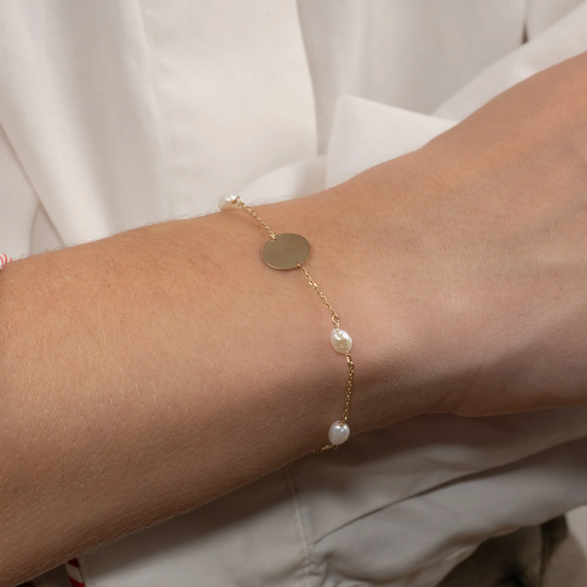 ENGRAVABLE PLATE PEARL SOLID GOLD BRACELET - Image 2