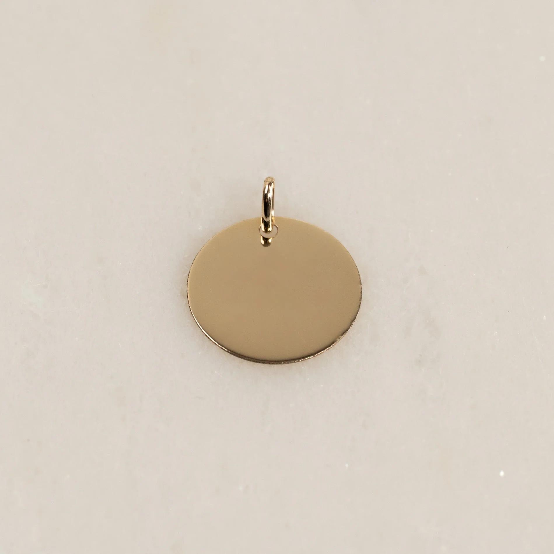 ENGRAVABLE ROUND SOLID GOLD PENDANT - 15mm - Image 3