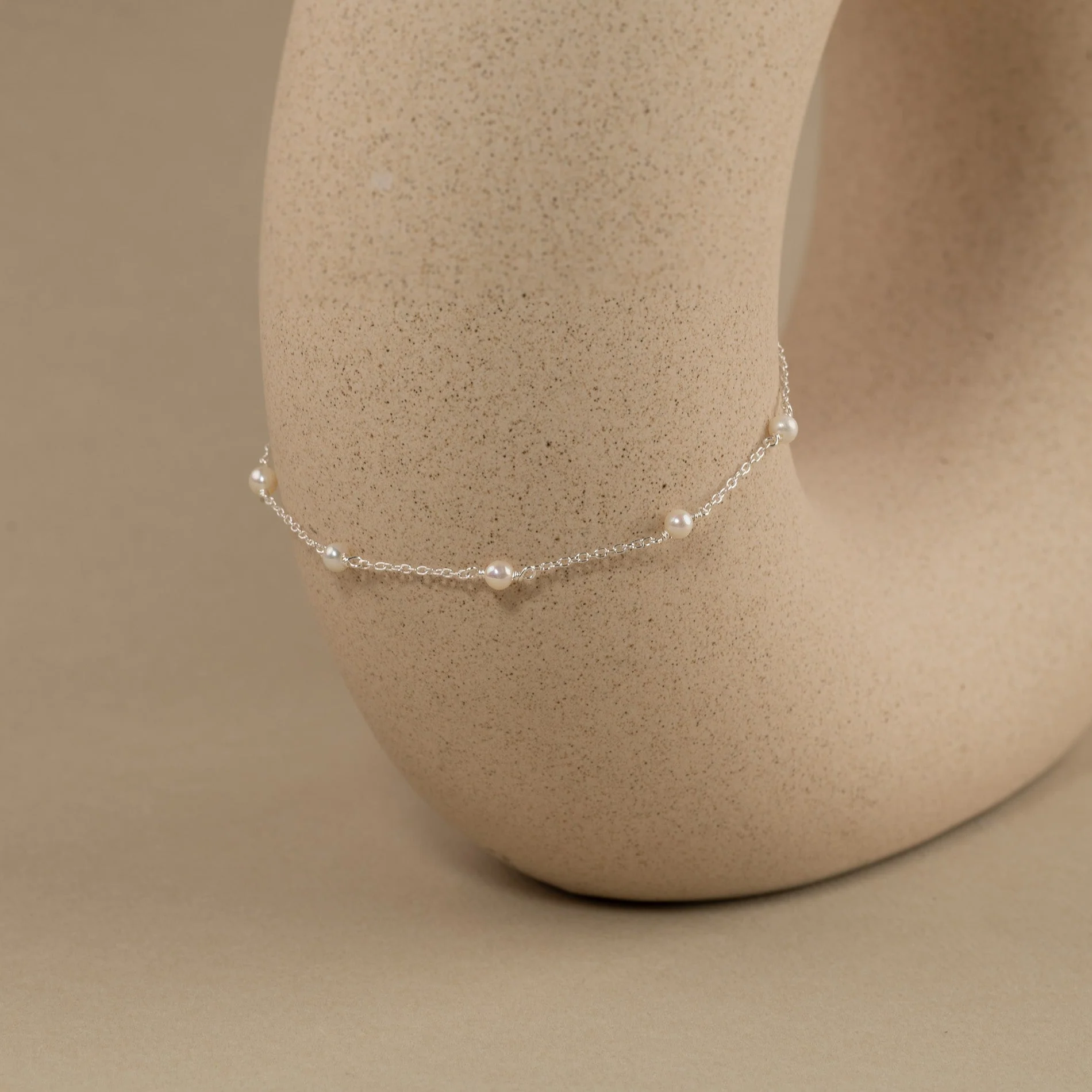 ERICA PEARL SILVER BRACELET - Image 5