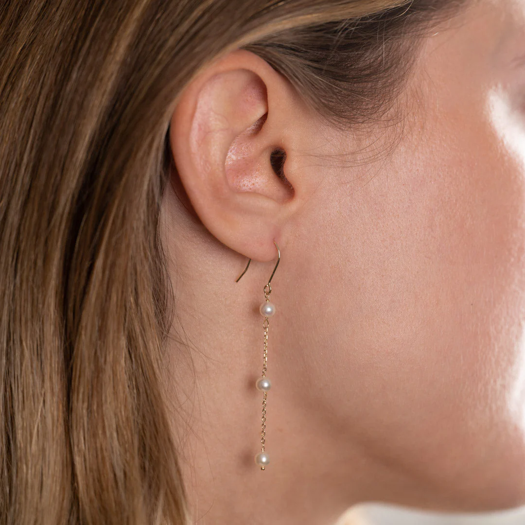 ERICA PEARL SOLID GOLD EARRING - Image 2