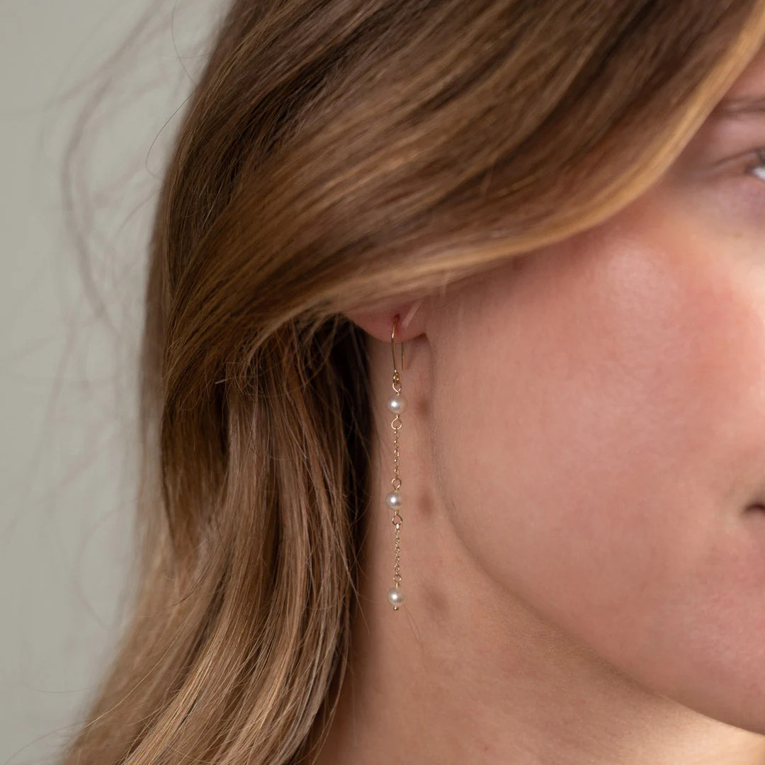 ERICA PEARL SOLID GOLD EARRING - Image 7