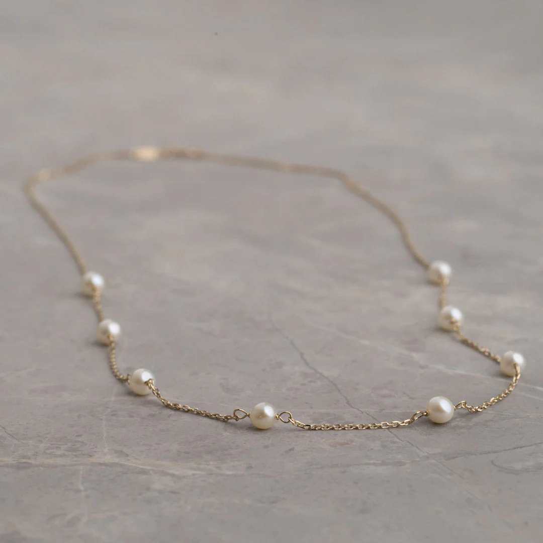 ERICA PEARL SOLID GOLD NECKLACE - Image 6