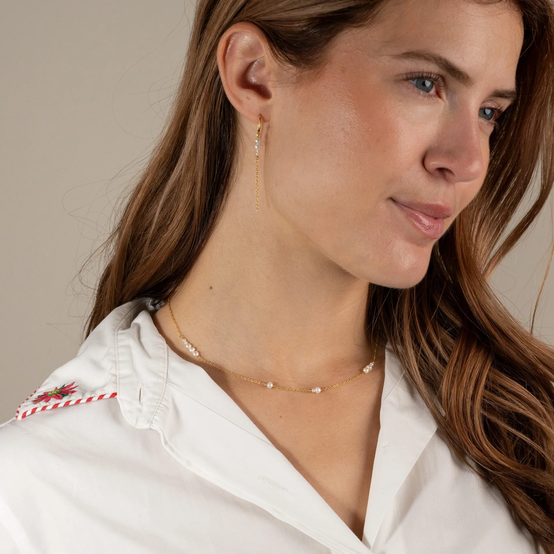 EVIE PEARL GOLDEN NECKLACE - Image 6