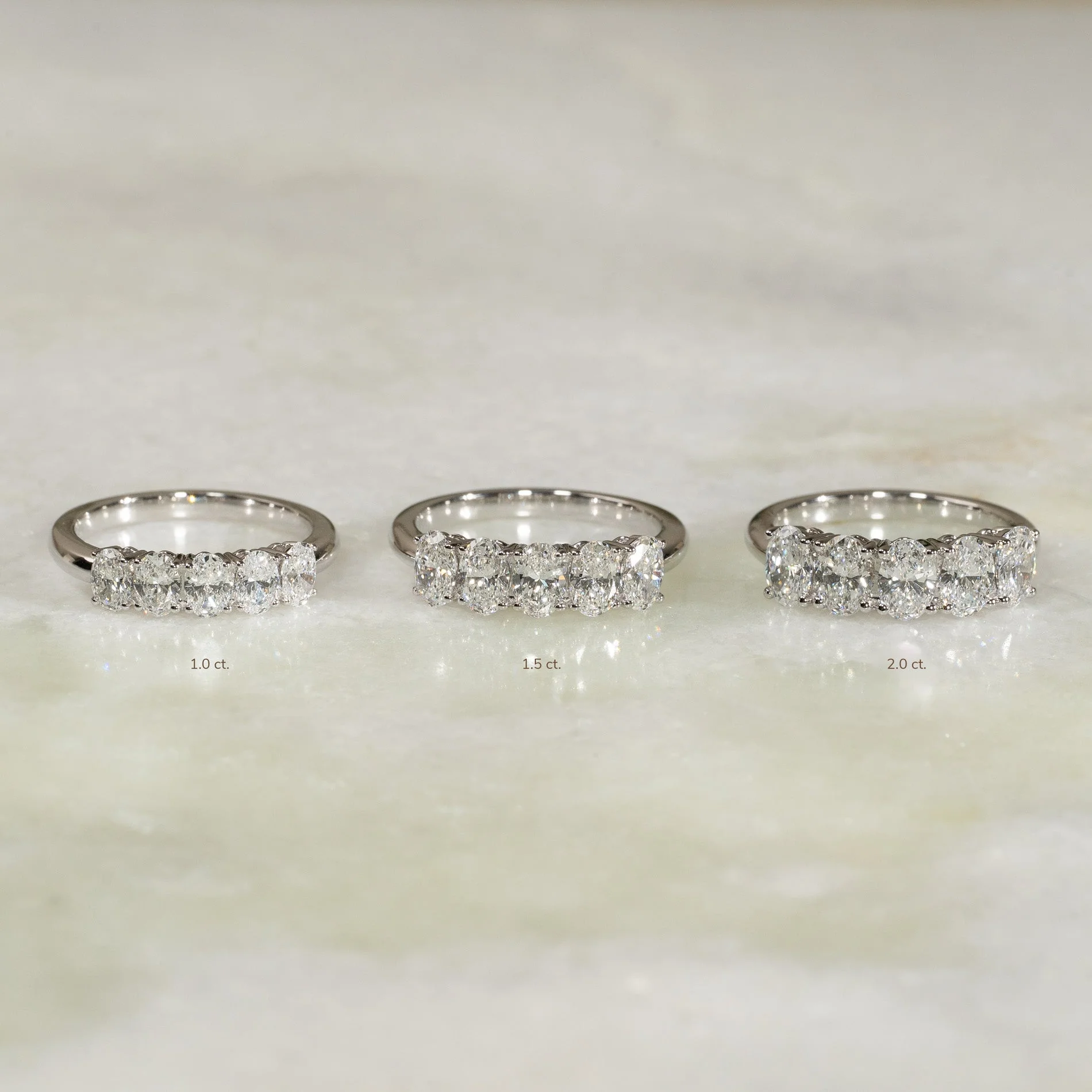 FIVE STONE OVAL-CUT LAB-DIAMOND RING - 1.0ct - WG - Image 10