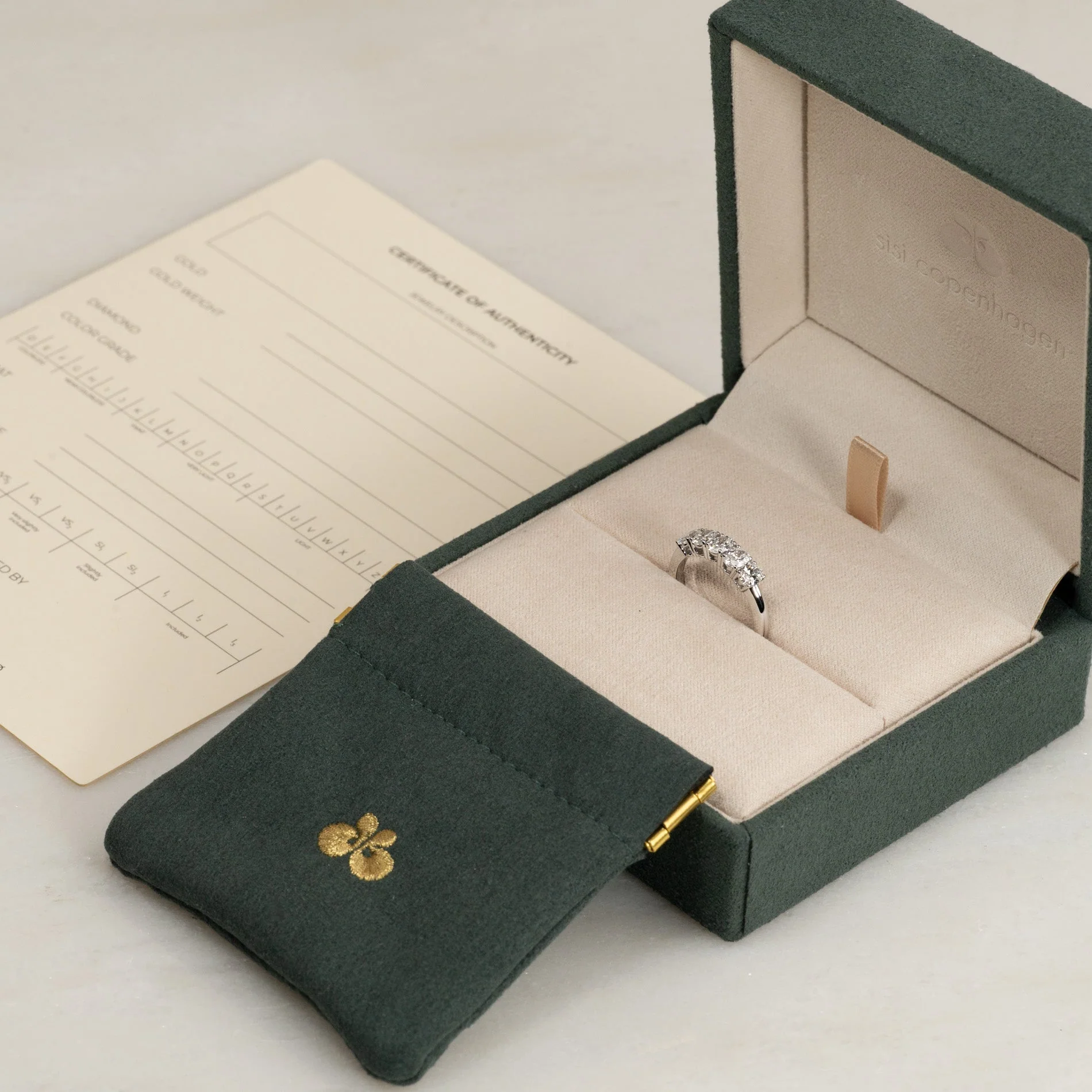 FIVE STONE OVAL-CUT LAB-DIAMOND RING - 1.0ct - WG - Image 6